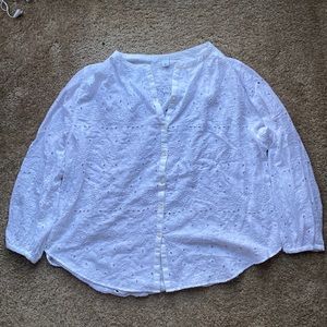 Old navy embroidered eyelet blouse